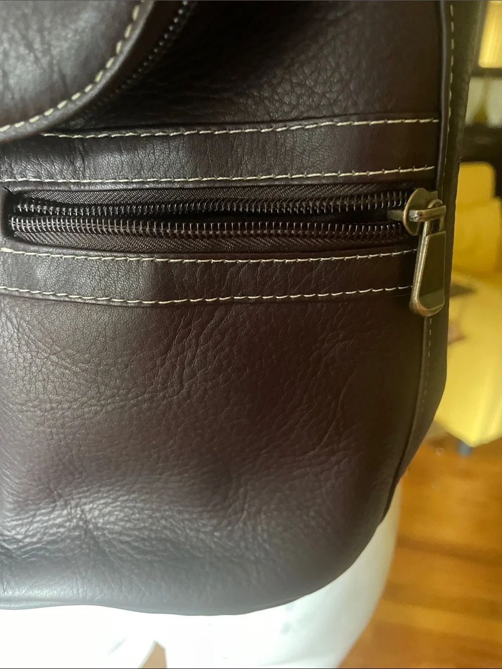 Le Donne stylish brown